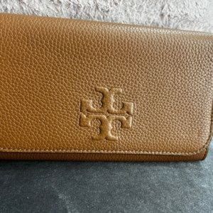 Tory Burch- Thea flat Wallet Crossbody